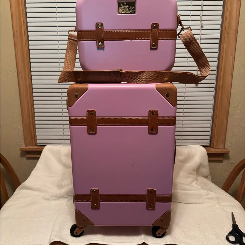 Chariot Gatsby Luggage Pink Carry On Hard Side 2 Piece